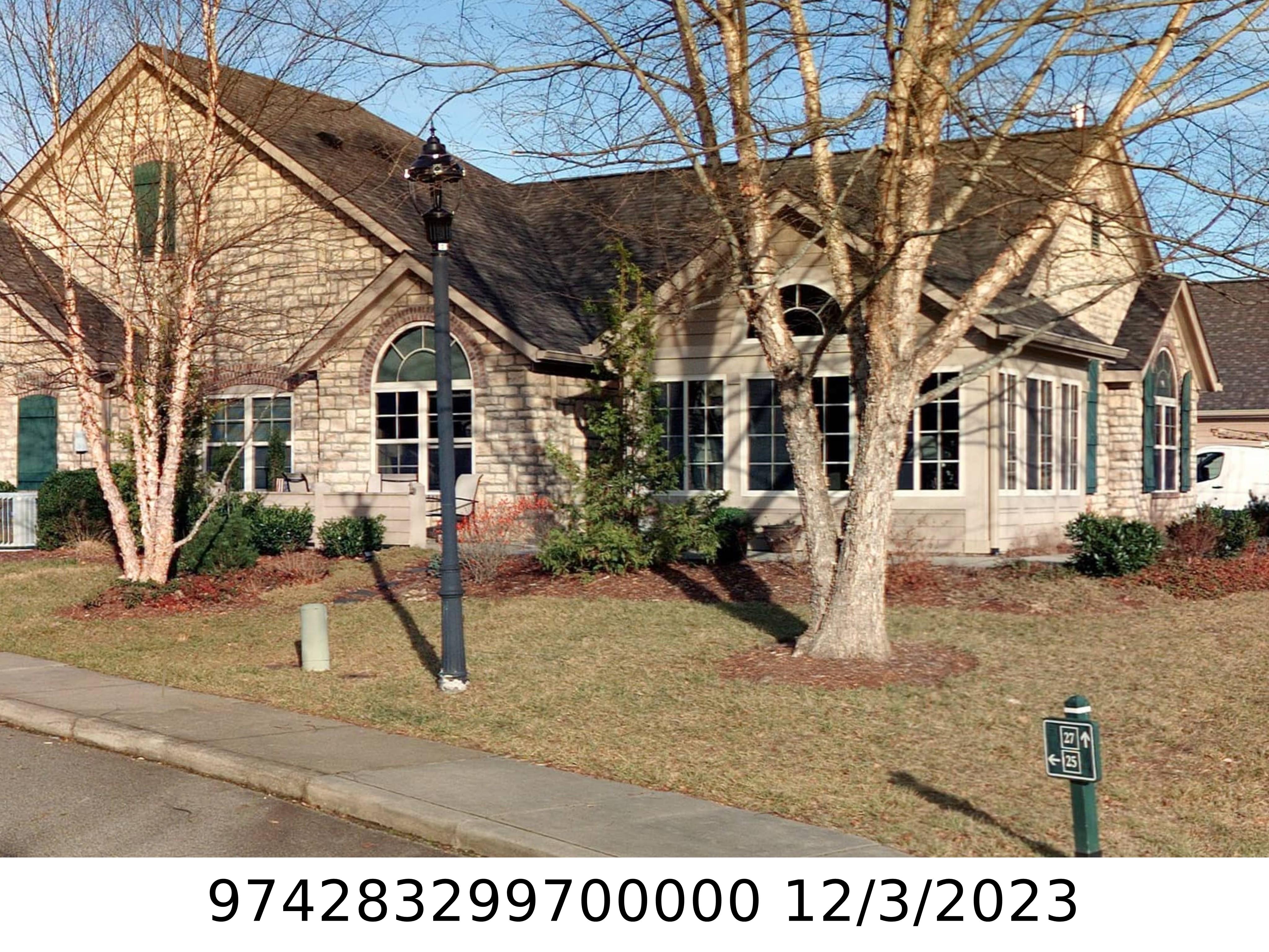 A picture of the property located at 25 MOUNTAIN MEADOW CIR, WEAVERVILLE NC 28787.