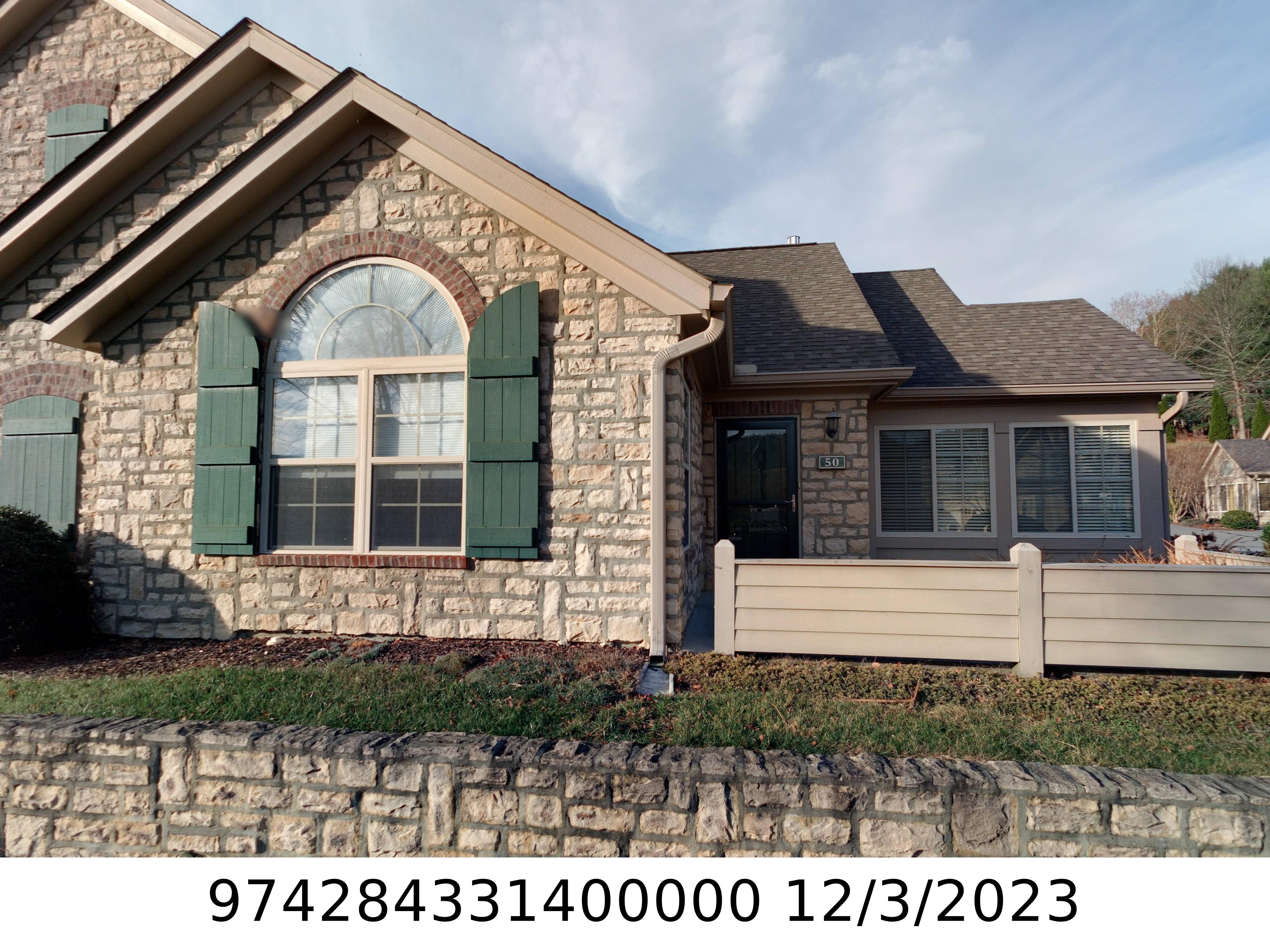A picture of the property located at 50 MOUNTAIN MEADOW CIR, WEAVERVILLE NC 28787.