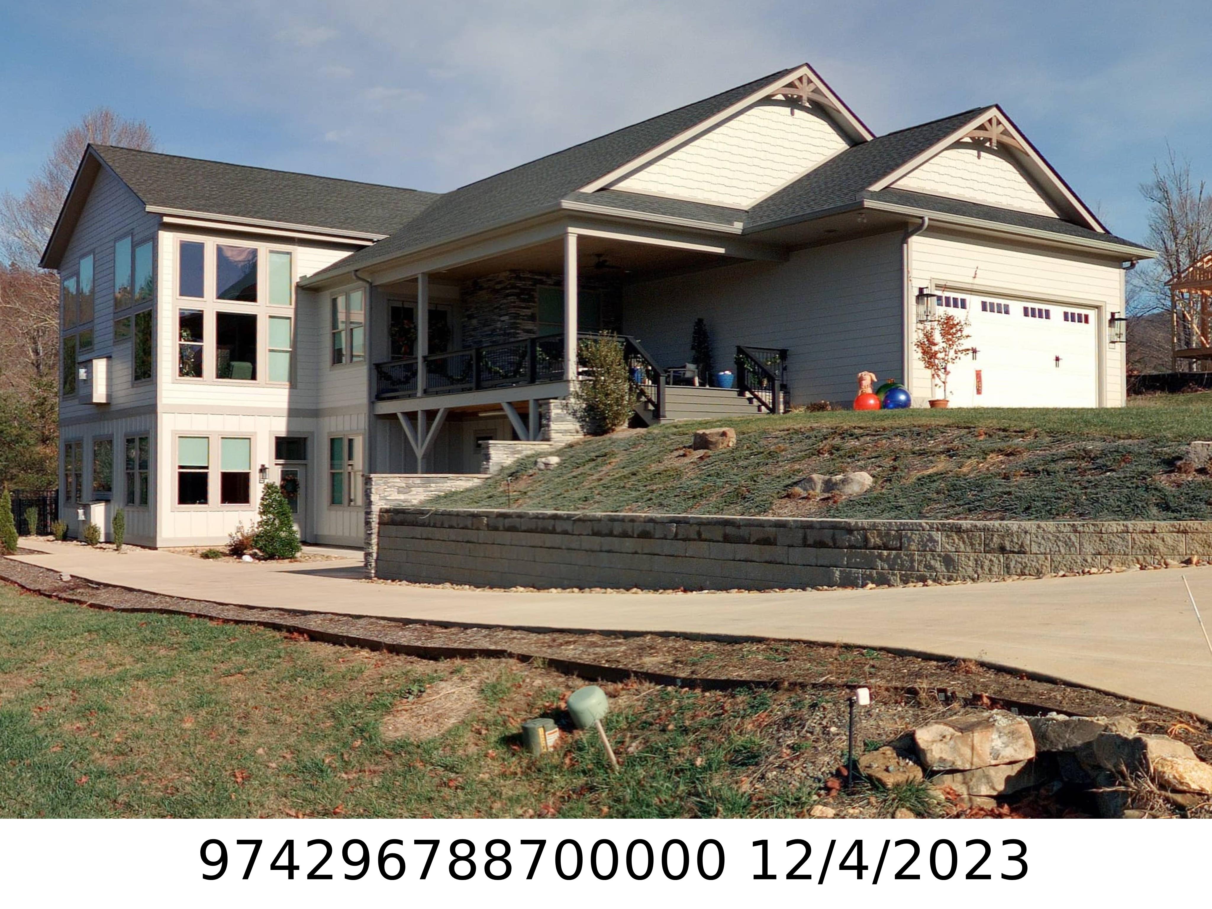 A picture of the property located at 53 AL DORF DR, WEAVERVILLE NC 28787.