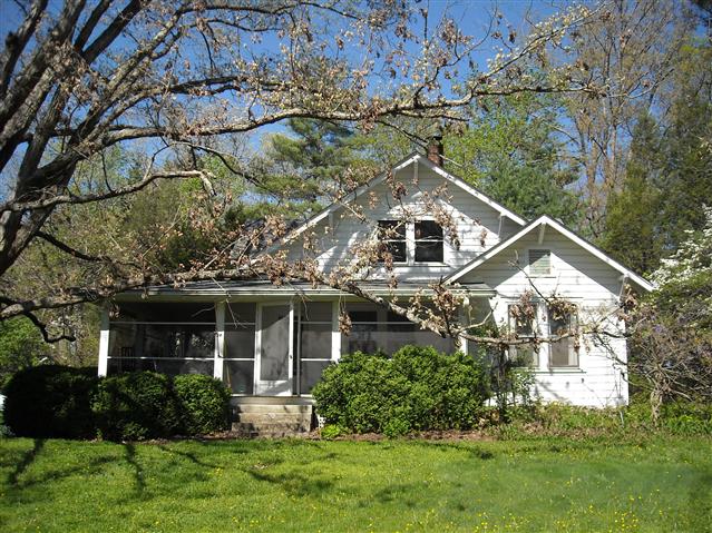 A picture of the property located at 20 TOMMY RAY RDG, WEAVERVILLE NC 28787.