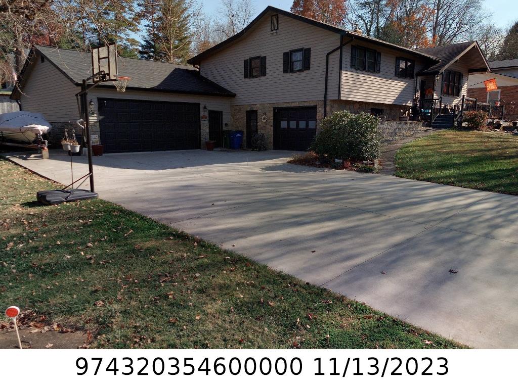 A picture of the property located at 9 WADDELL ST, WEAVERVILLE NC 28787.