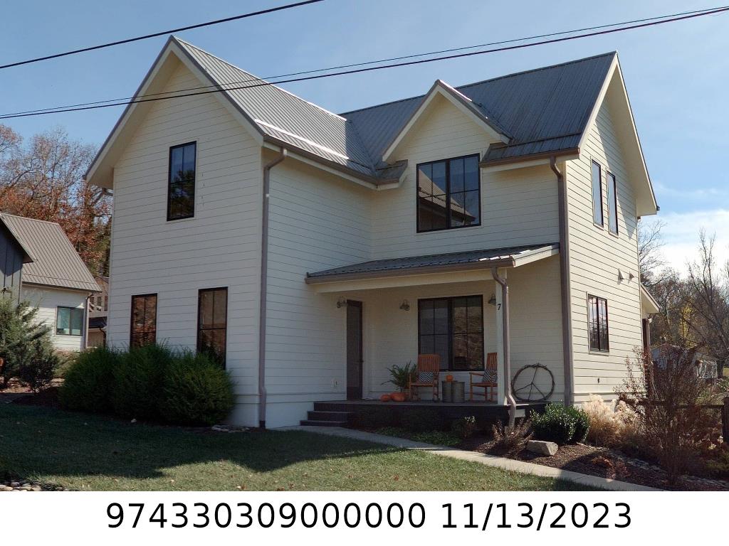 A picture of the property located at 7 COLEMAN ST, WEAVERVILLE NC 28787.