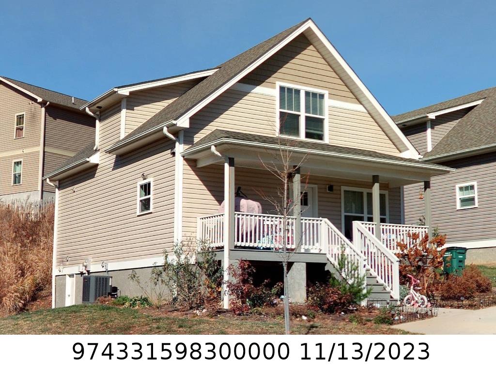 A picture of the property located at 4 LILLIE FARM LN, WEAVERVILLE NC 28787.