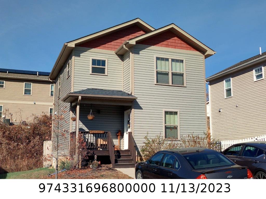 A picture of the property located at 8 LILLIE FARM LN, WEAVERVILLE NC 28787.