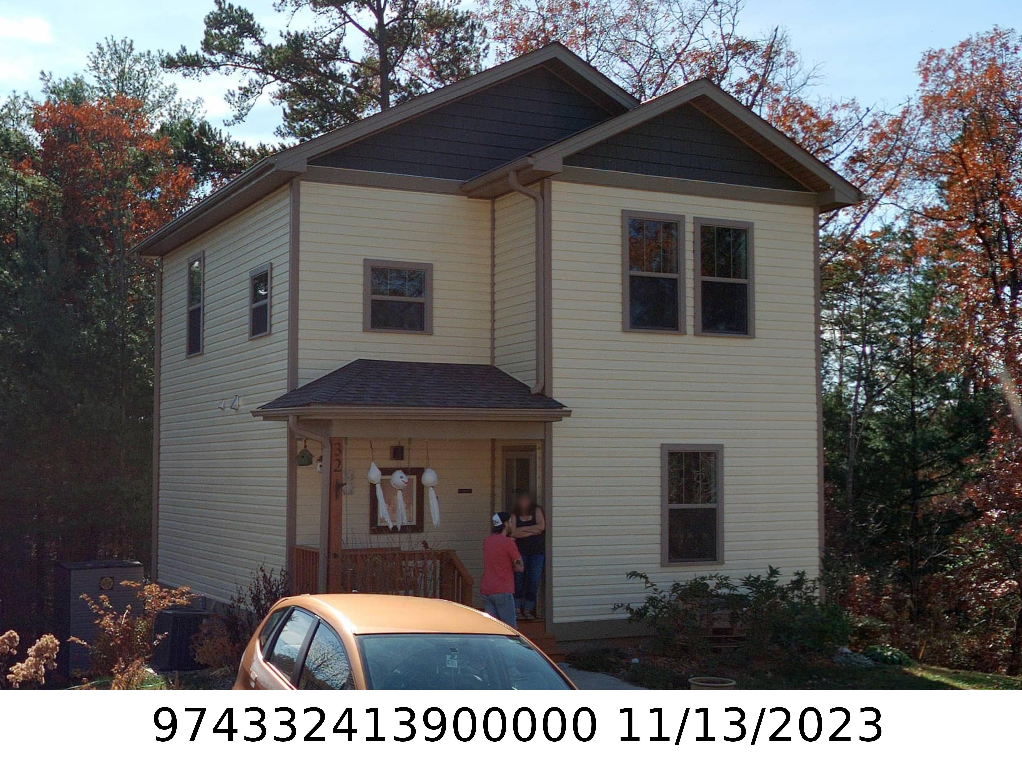 A picture of the property located at 32 YARROW MEADOW RD, WEAVERVILLE NC 28787.