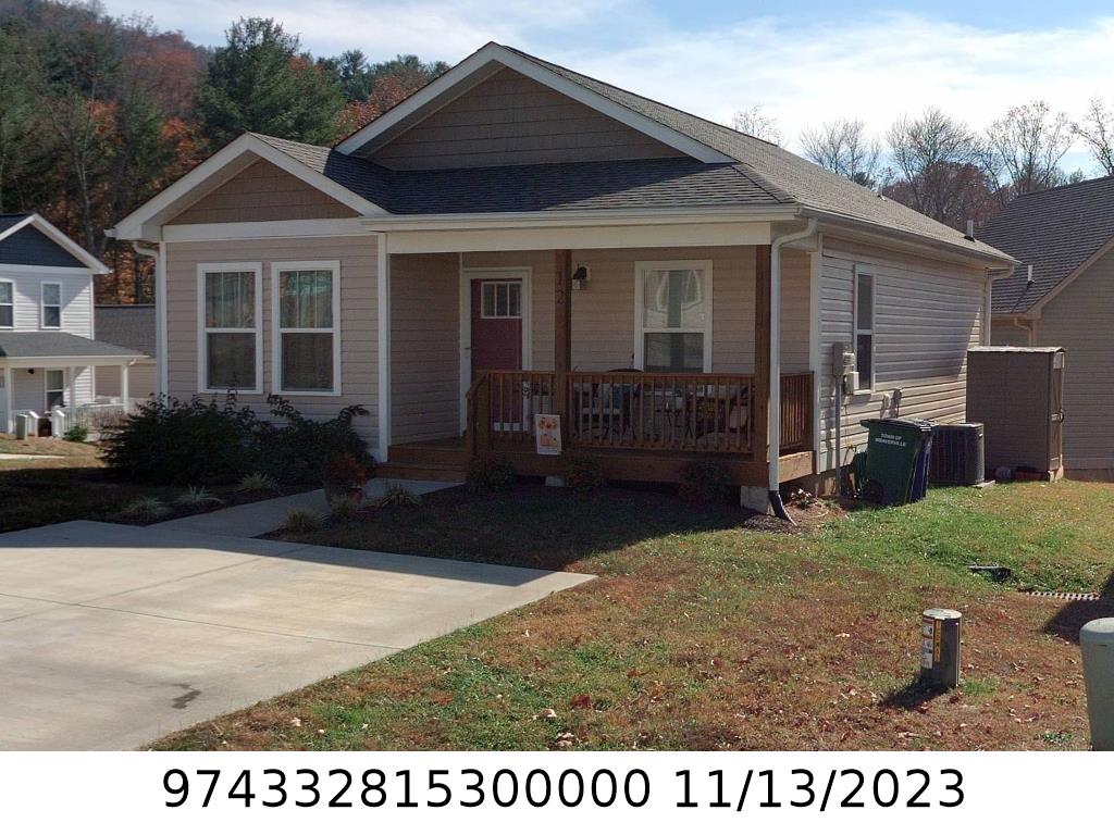 A picture of the property located at 12 YARROW MEADOW RD, WEAVERVILLE NC 28787.