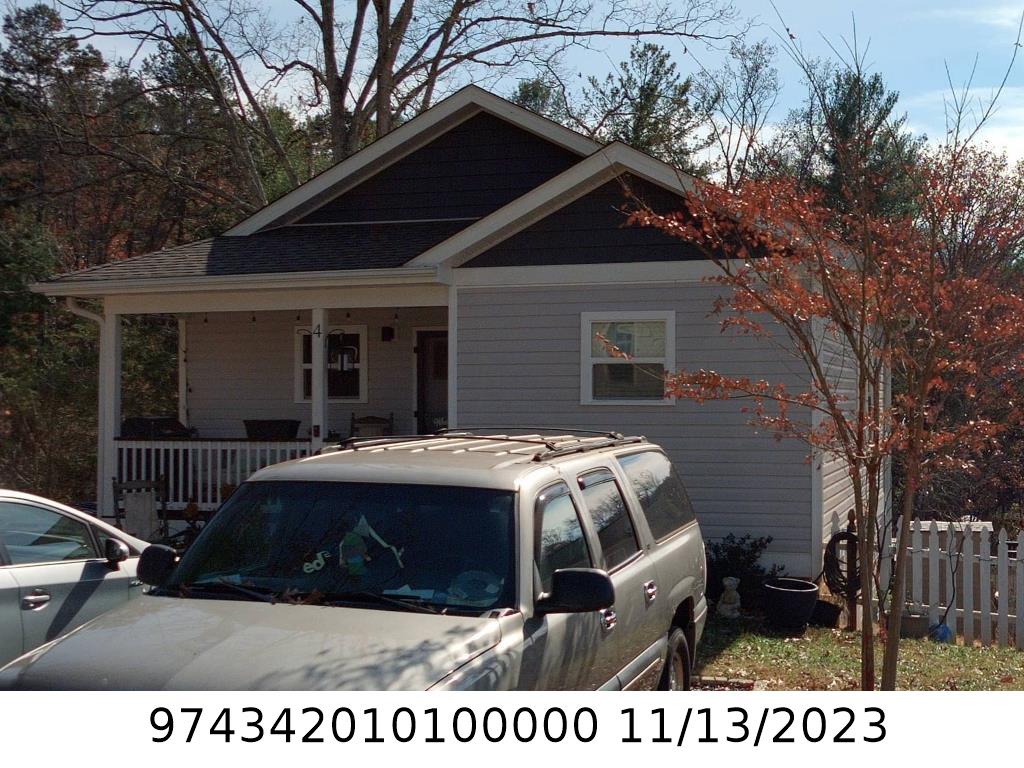 A picture of the property located at 4 YARROW MEADOW RD, WEAVERVILLE NC 28787.