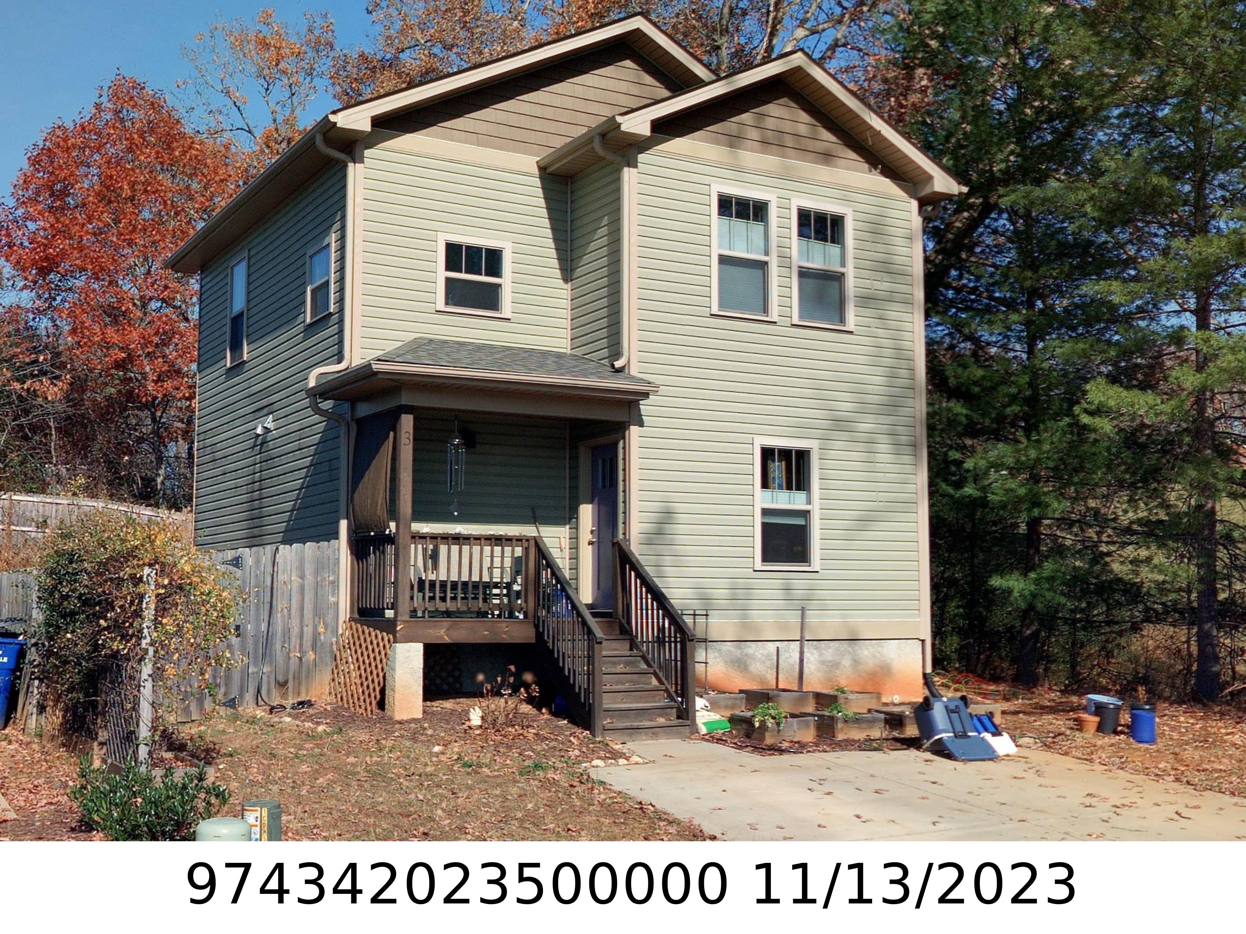 A picture of the property located at 3 YARROW MEADOW RD, WEAVERVILLE NC 28787.