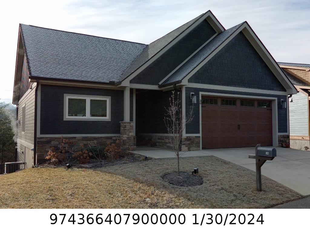 A picture of the property located at 36 SCENIC MOUNTAIN DR, WEAVERVILLE NC 28787.