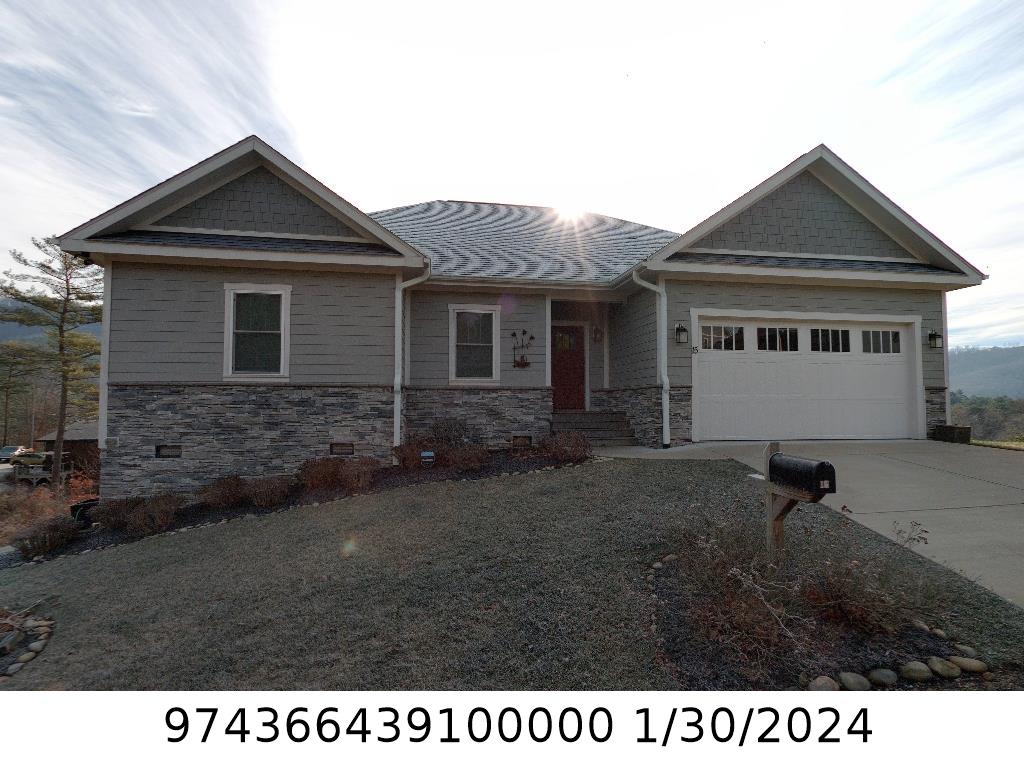 A picture of the property located at 15 SCENIC MOUNTAIN DR, WEAVERVILLE NC 28787.