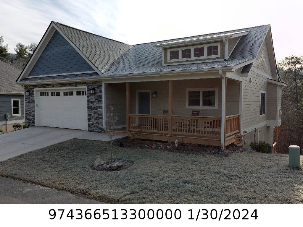 A picture of the property located at 34 SCENIC MOUNTAIN DR, WEAVERVILLE NC 28787.