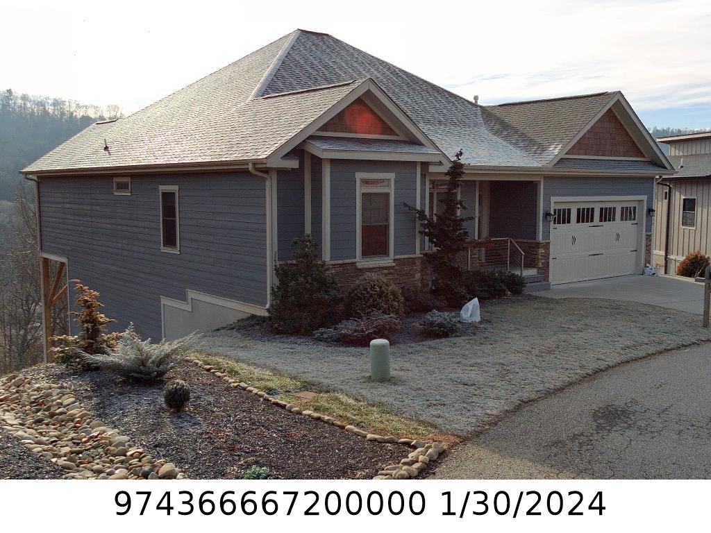 A picture of the property located at 15 ENDLESS VIEW DR, WEAVERVILLE NC 28787.