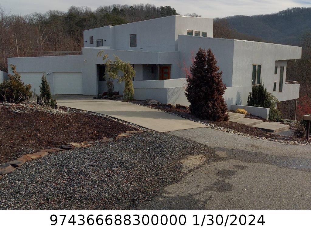A picture of the property located at 21 ENDLESS VIEW DR, WEAVERVILLE NC 28787.