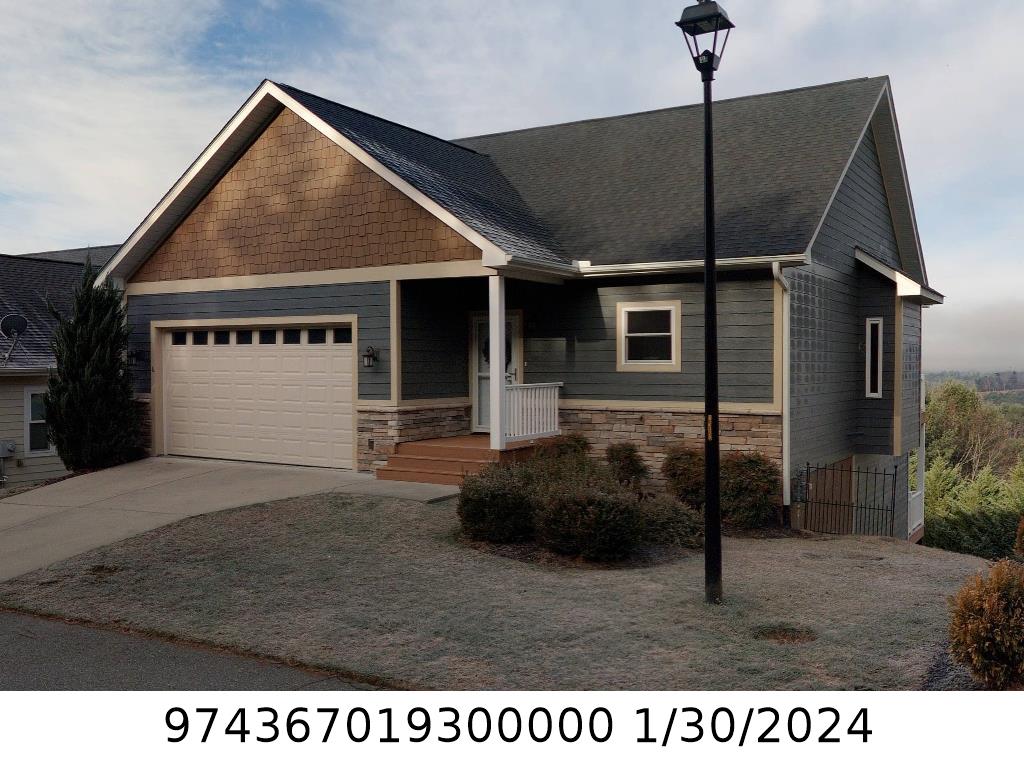 A picture of the property located at 6 BRILLIANT SUNSET LN, WEAVERVILLE NC 28787.
