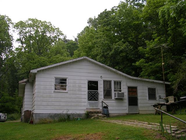 A picture of the property located at 77 GRIFFEE RD UNINCORPORATED.