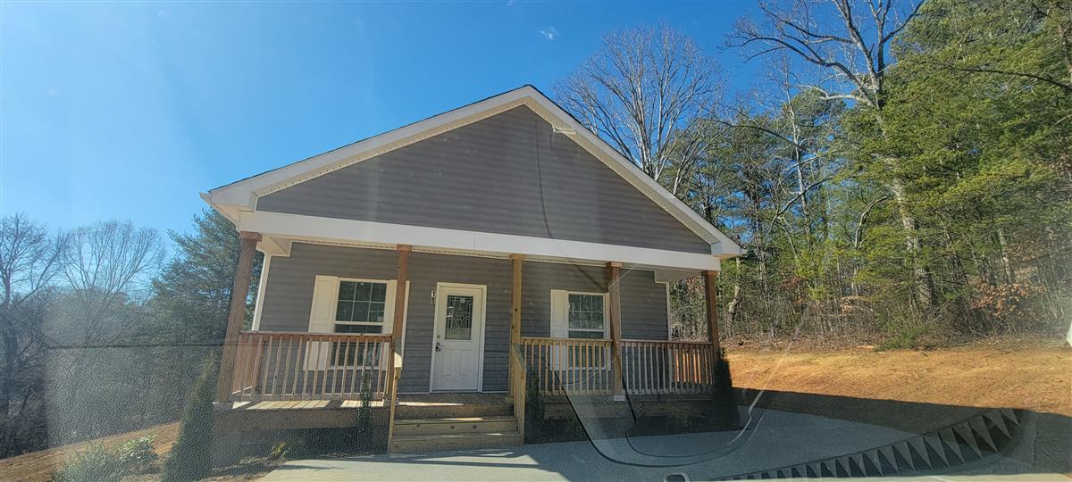 A picture of the property located at 18 CLARKS CHAPEL EXT, WEAVERVILLE NC 28787.