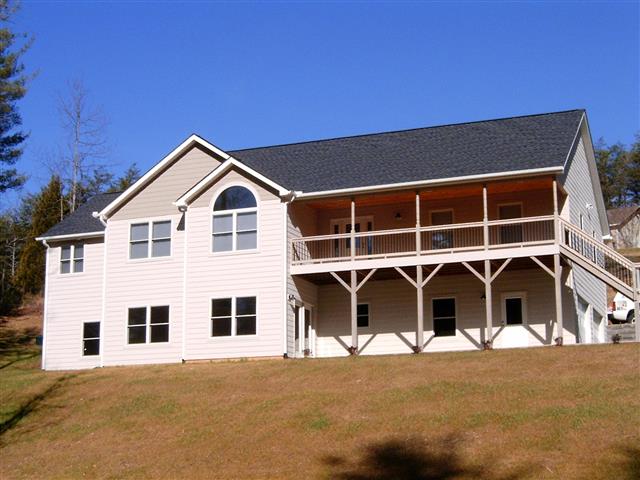 A picture of the property located at 12 HAMPTON LN, WEAVERVILLE NC 28787.