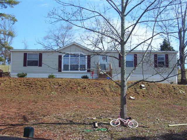 A picture of the property located at 65 ANNA GLENN LN, WEAVERVILLE NC 28787.