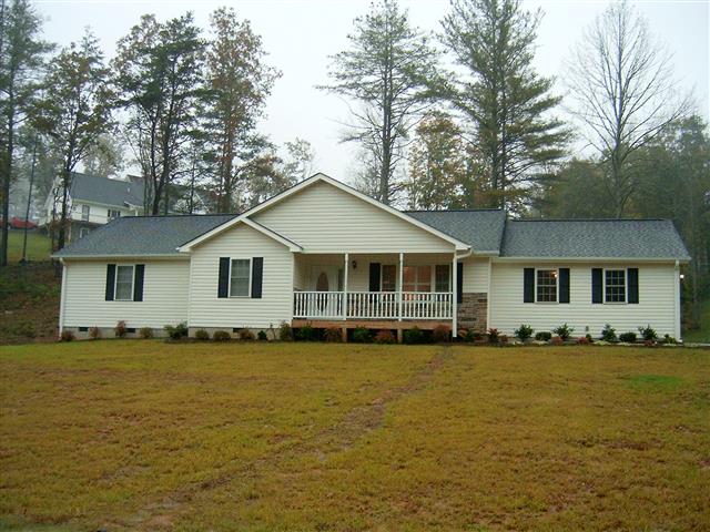 A picture of the property located at 619 BROOK KNOLL CIR, WEAVERVILLE NC 28787.