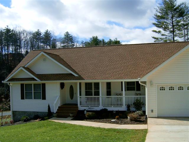 A picture of the property located at 603 BROOK KNOLL CIR, WEAVERVILLE NC 28787.