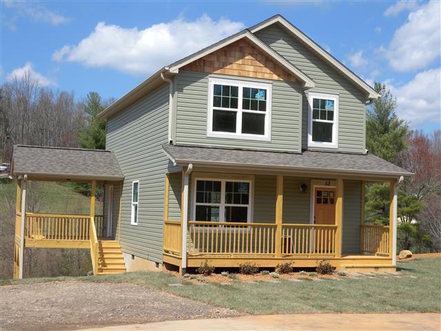 A picture of the property located at 55 HEATHER MIST DR, WEAVERVILLE NC 28787.
