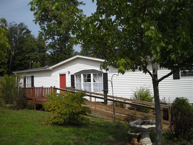 A picture of the property located at 204 WHITE CLOVER LN, WEAVERVILLE NC 28787.