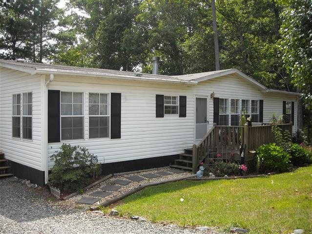 A picture of the property located at 16 CLOVER BROOK DR, WEAVERVILLE NC 28787.