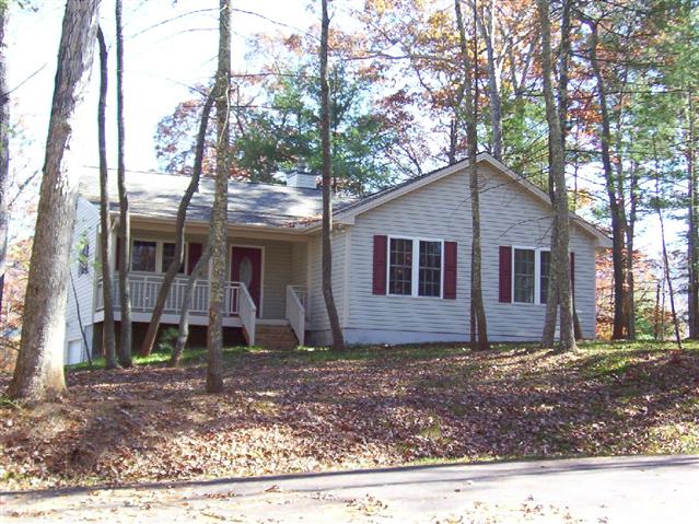 A picture of the property located at 18 ROSE BRIAR CIR, WEAVERVILLE NC 28787.