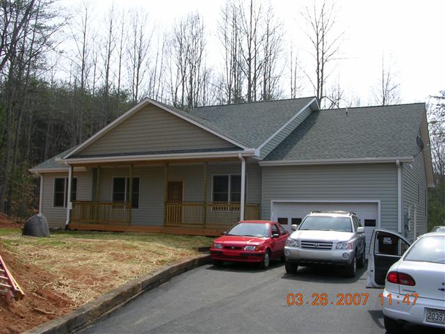 A picture of the property located at 33 LOCUST MEADOW LN, WEAVERVILLE NC 28787.