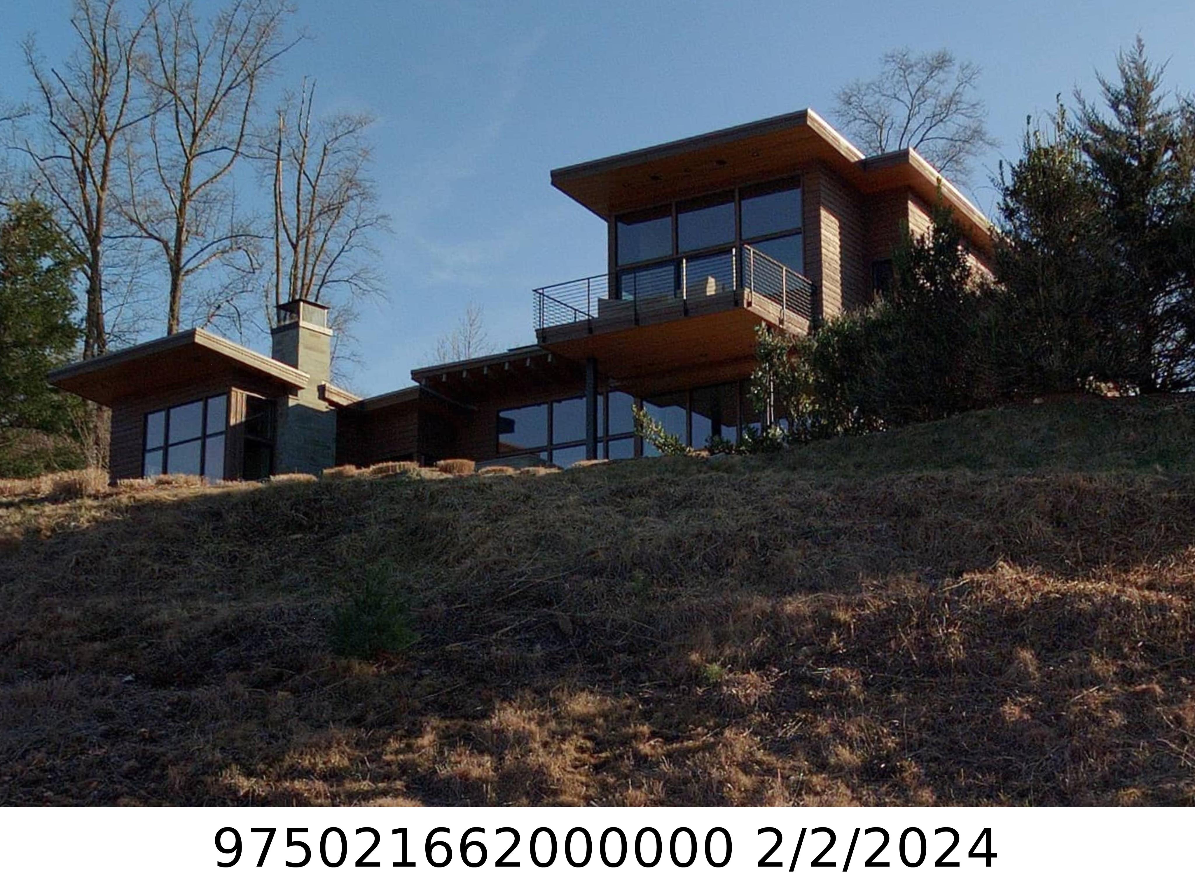 A picture of the property located at 25 BARTRAMS WALK DR, ASHEVILLE NC 28804.