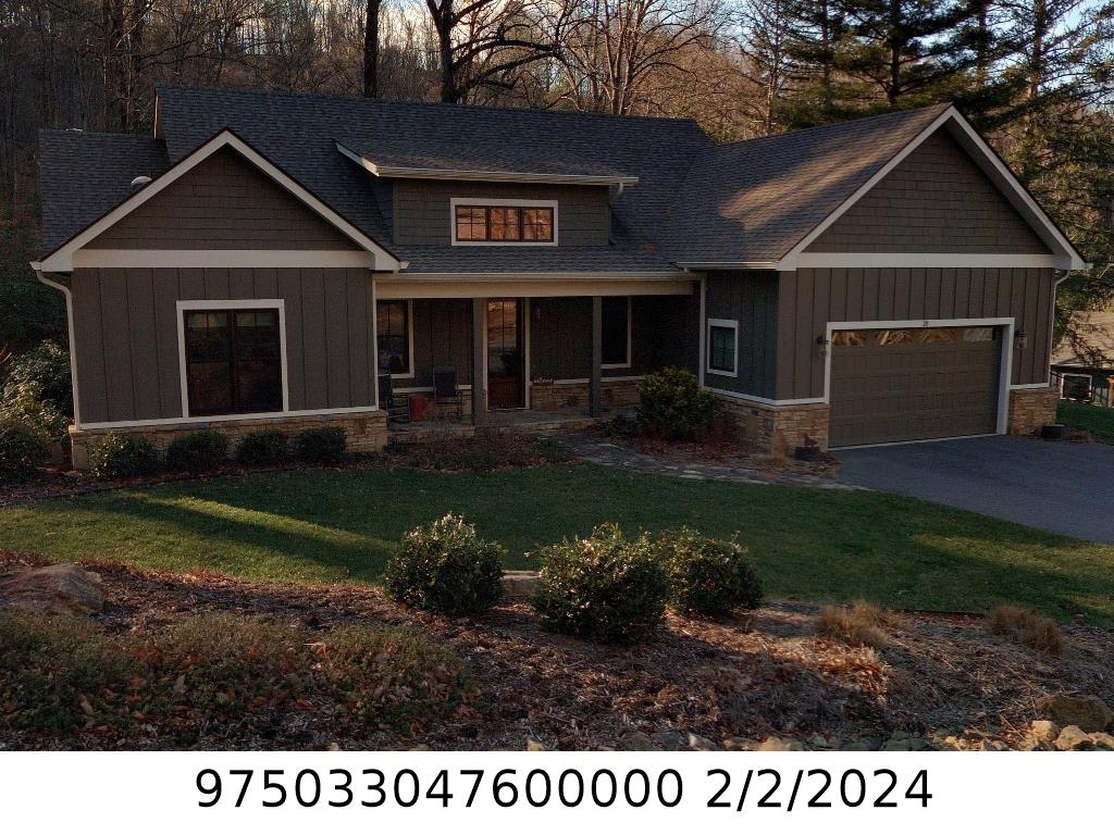 A picture of the property located at 28 WOODLAND ASTER WAY, ASHEVILLE NC 28804.