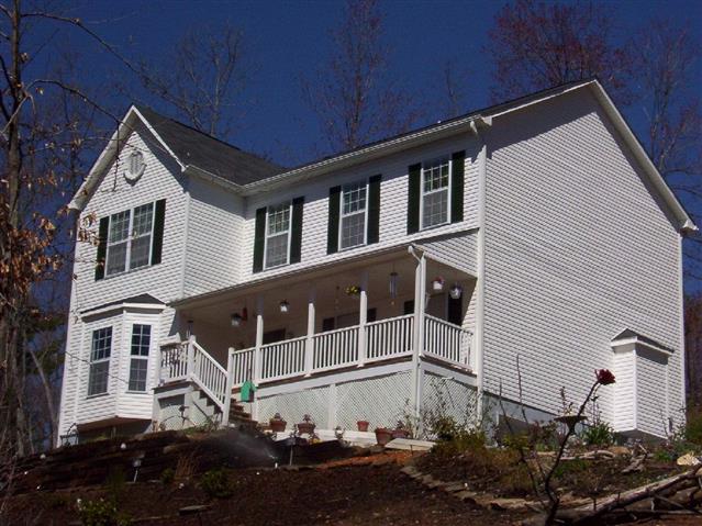 A picture of the property located at 26 RICE BRANCH RD, ASHEVILLE NC 28804.