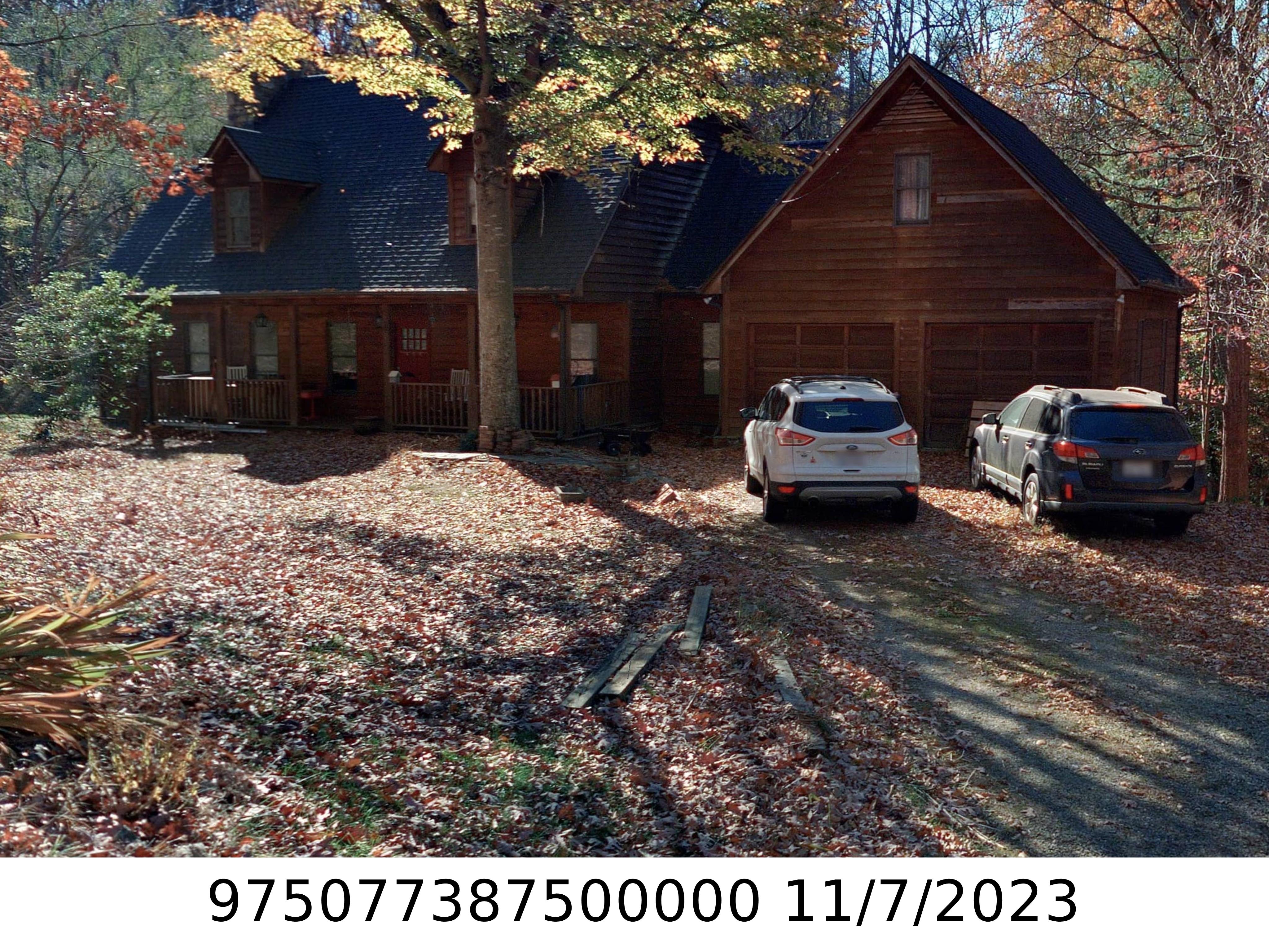 A picture of the property located at 11 BEECH TREE LN, ASHEVILLE NC 28804.