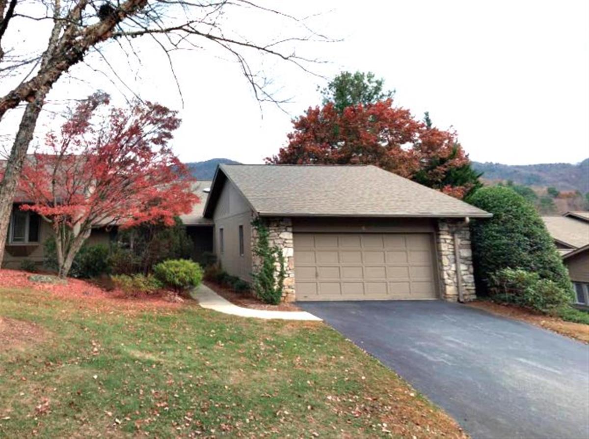 A picture of the property located at 6 STONY RDG, ASHEVILLE NC 28804.