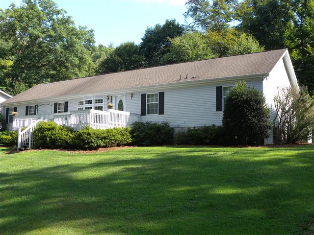 A picture of the property located at 18 SHEILA LN, WEAVERVILLE NC 28787.