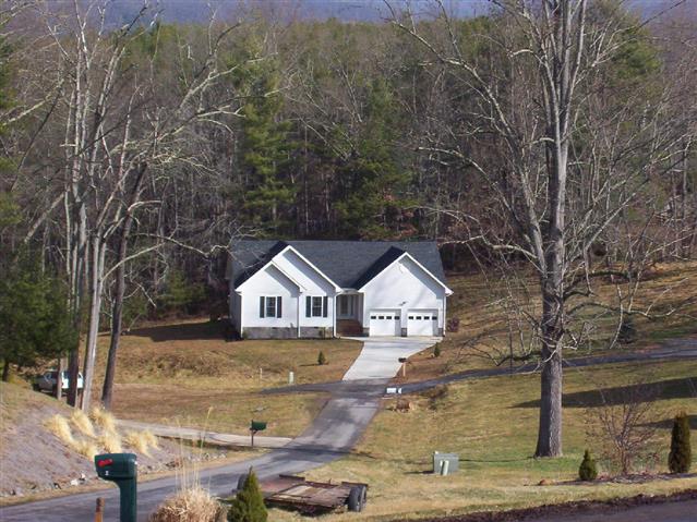 A picture of the property located at 15 TERRA GLEN LN, WEAVERVILLE NC 28787.