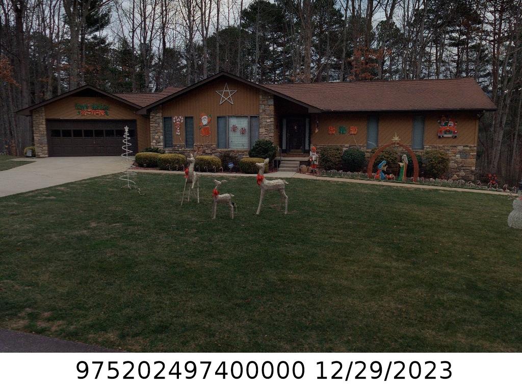 A picture of the property located at 26 CORNELIA LN, WEAVERVILLE NC 28787.