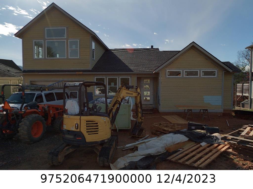 A picture of the property located at 26 AL DORF DR, WEAVERVILLE NC 28787.