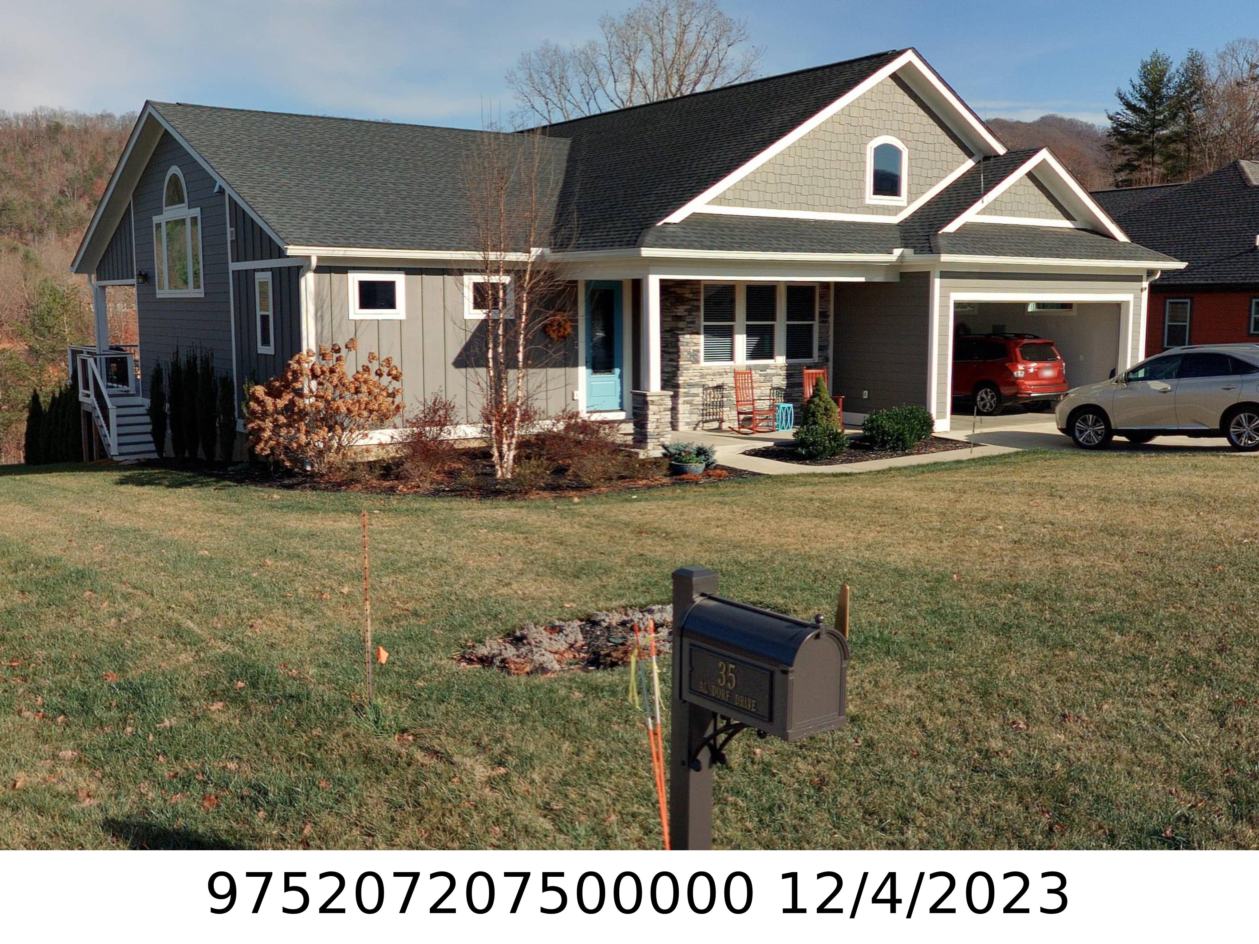 A picture of the property located at 33 AL DORF DR, WEAVERVILLE NC 28787.