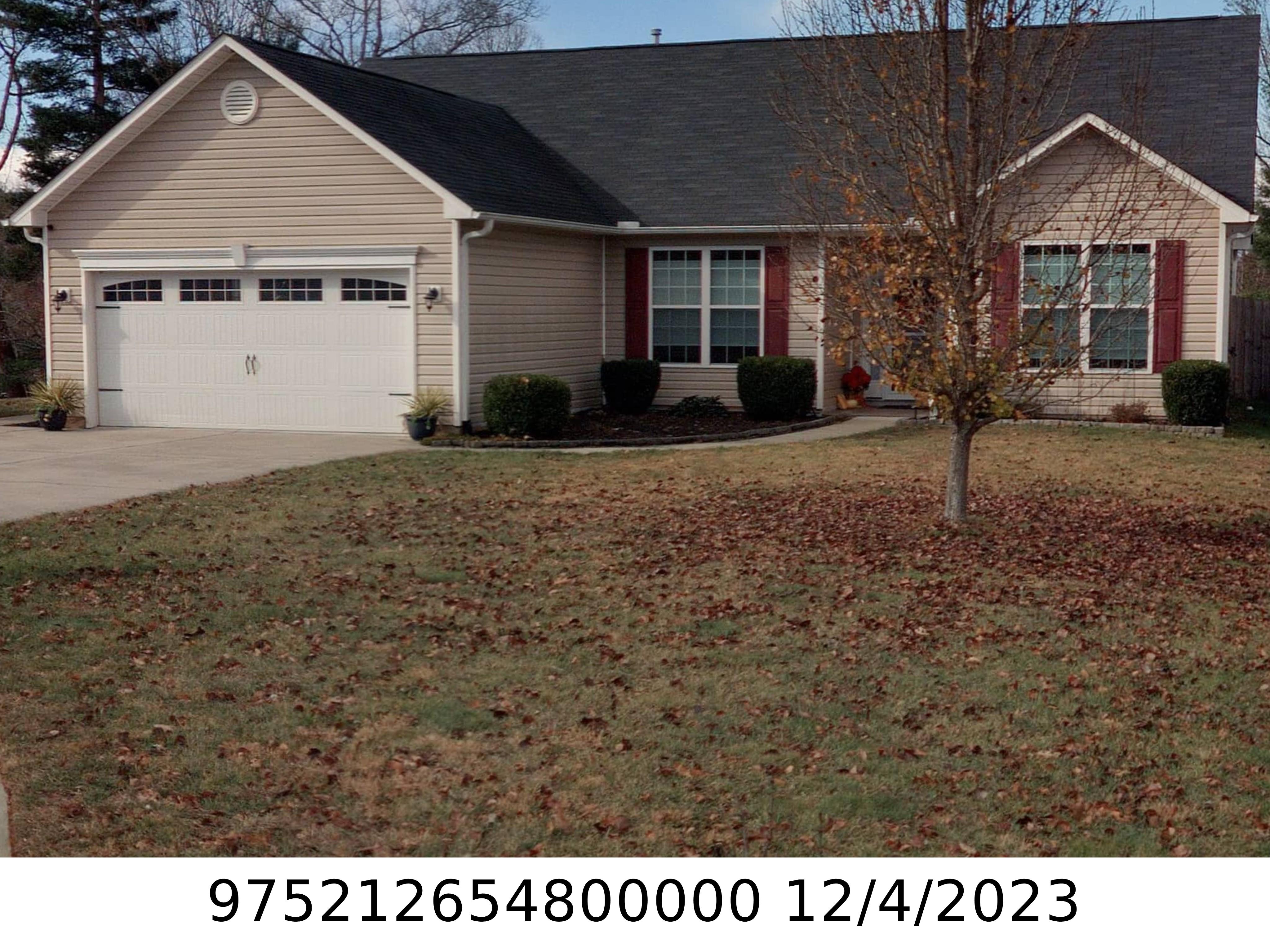 A picture of the property located at 29 WOODTHORN RD, WEAVERVILLE NC 28787.