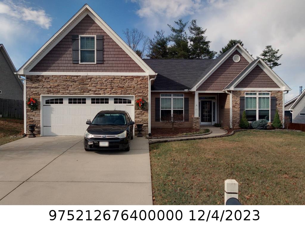 A picture of the property located at 25 WOODTHORN RD, WEAVERVILLE NC 28787.
