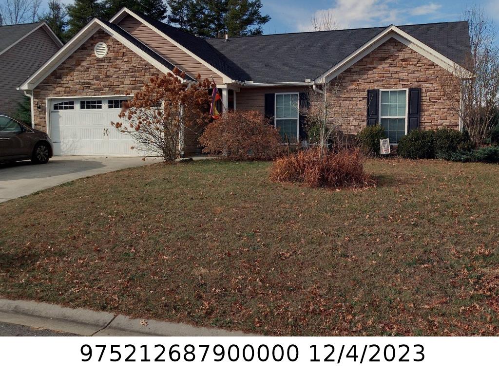 A picture of the property located at 21 WOODTHORN RD, WEAVERVILLE NC 28787.