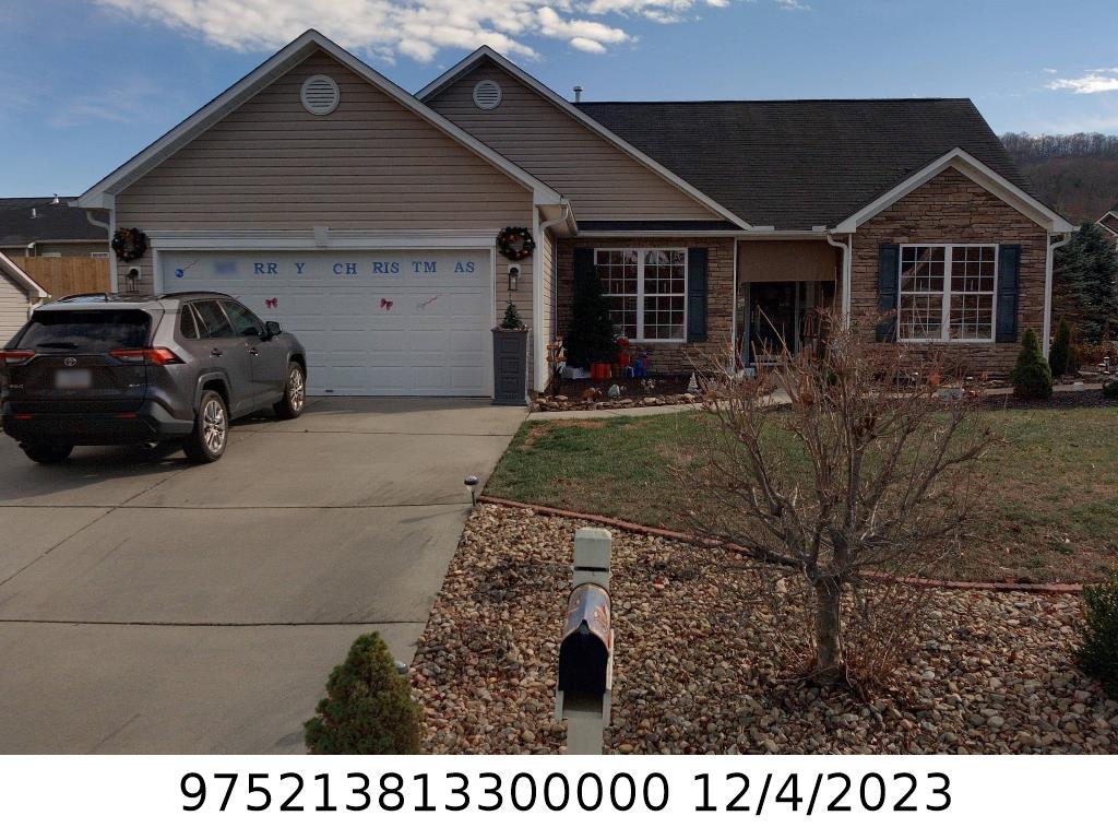 A picture of the property located at 14 WOODTHORN RD, WEAVERVILLE NC 28787.