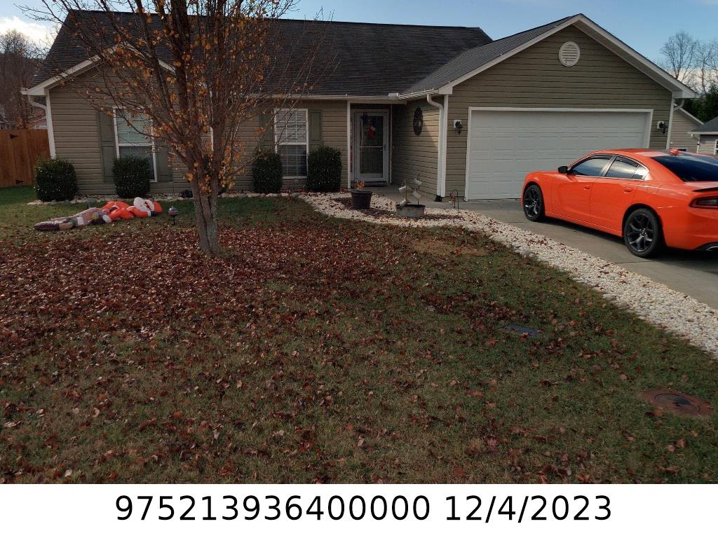 A picture of the property located at 14 WOODBRIAR RD, WEAVERVILLE NC 28787.