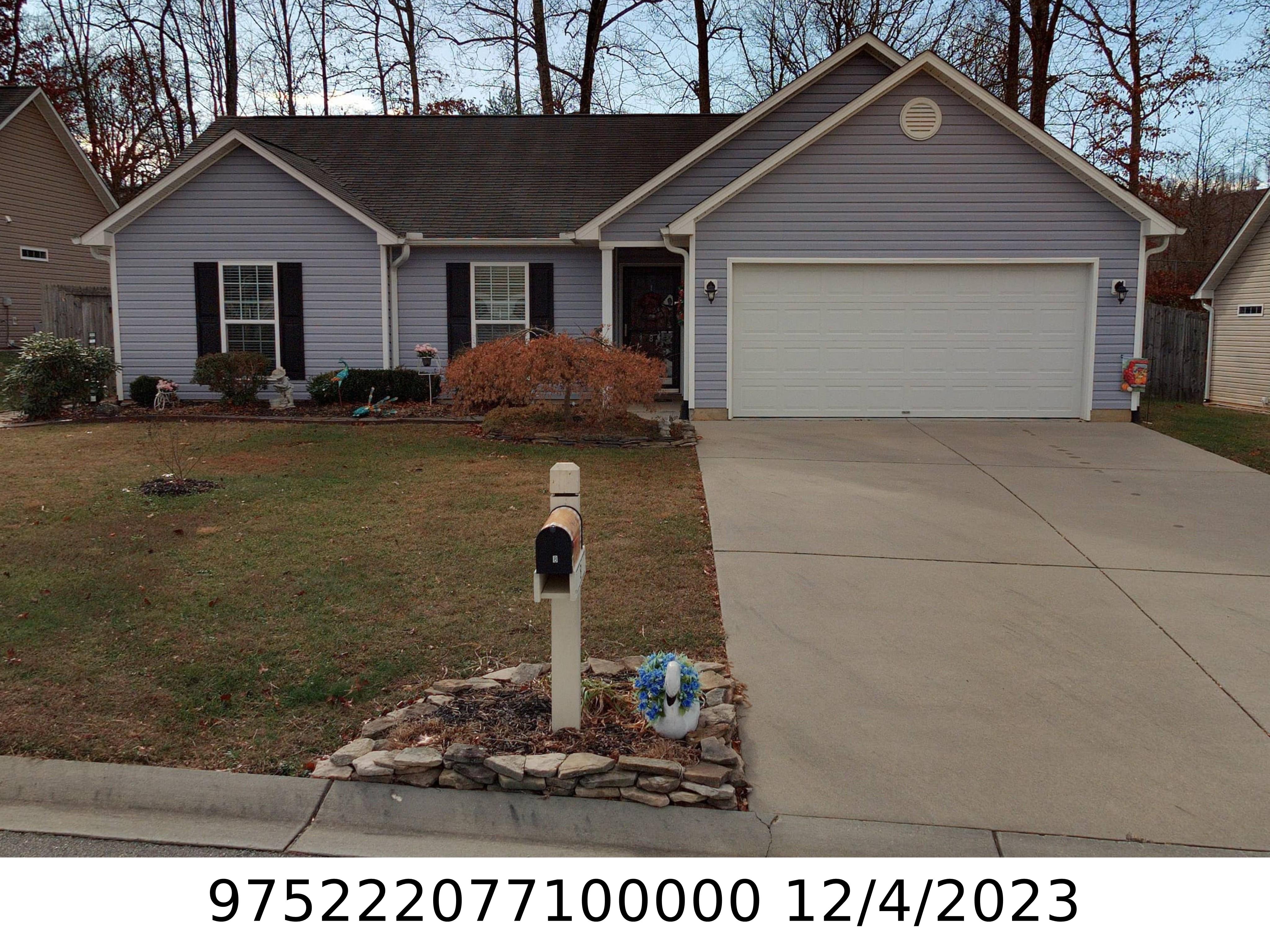 A picture of the property located at 8 FORESTWOOD RD, WEAVERVILLE NC 28787.
