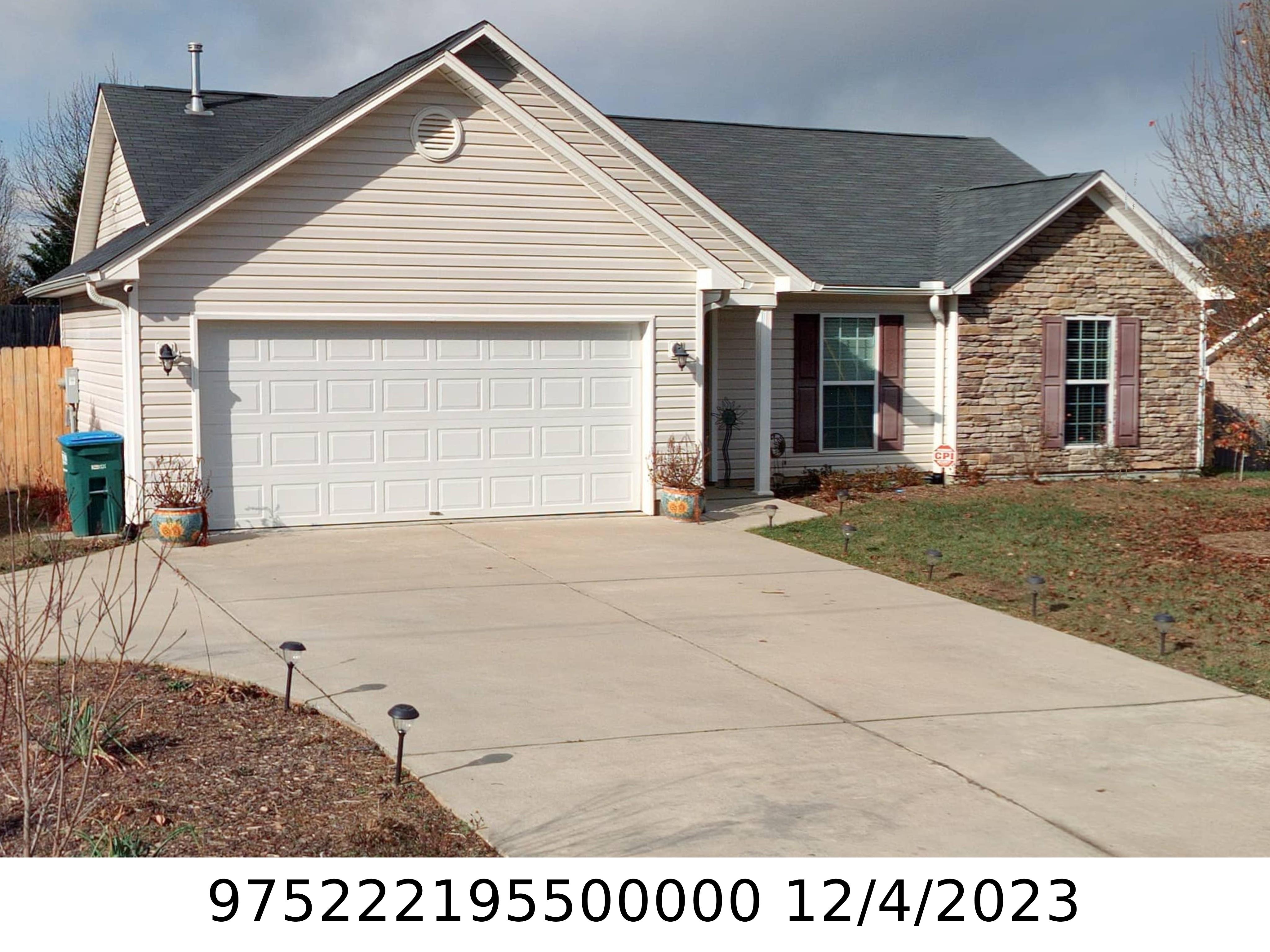 A picture of the property located at 65 PLEASANT GROVE RD, WEAVERVILLE NC 28787.