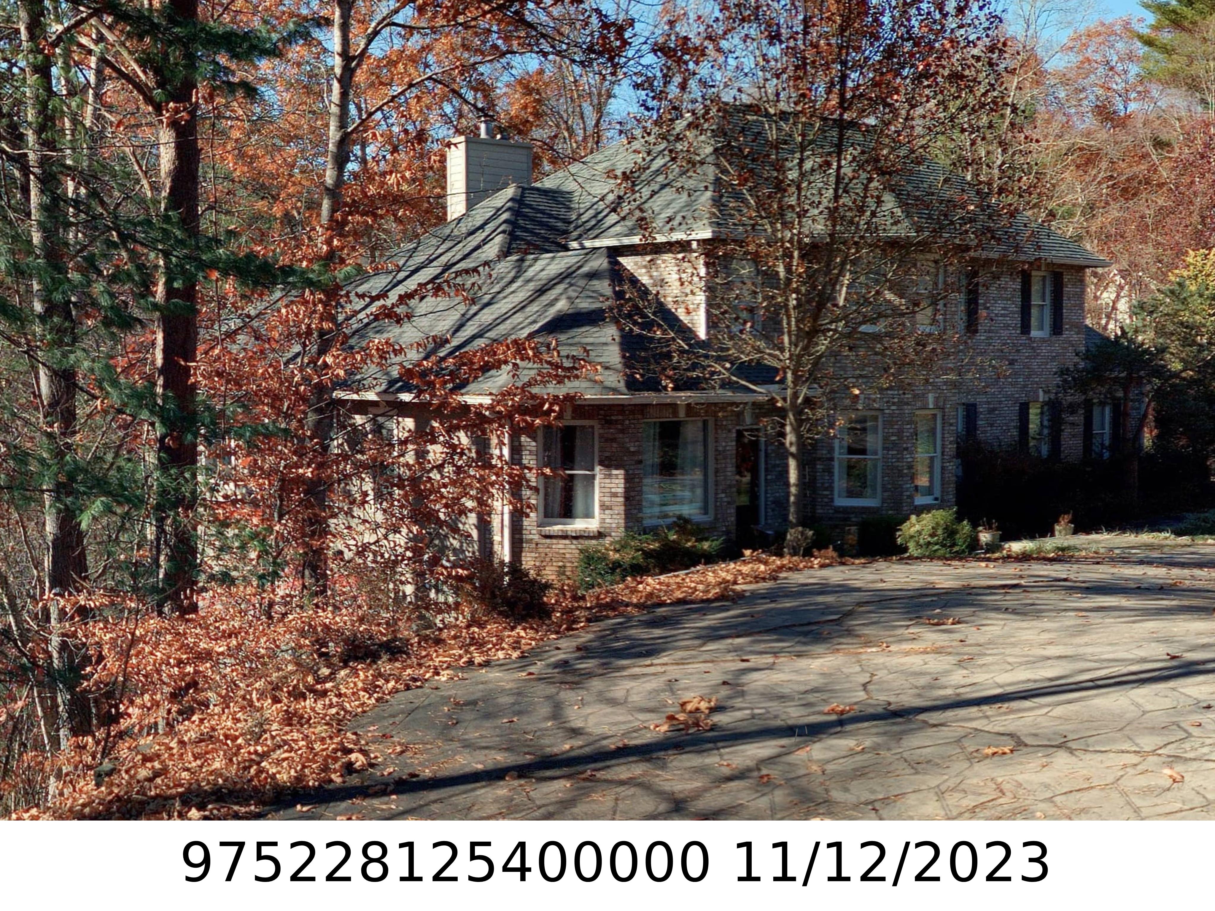 A picture of the property located at 3 MEADOWBROOK LN, WEAVERVILLE NC 28787.