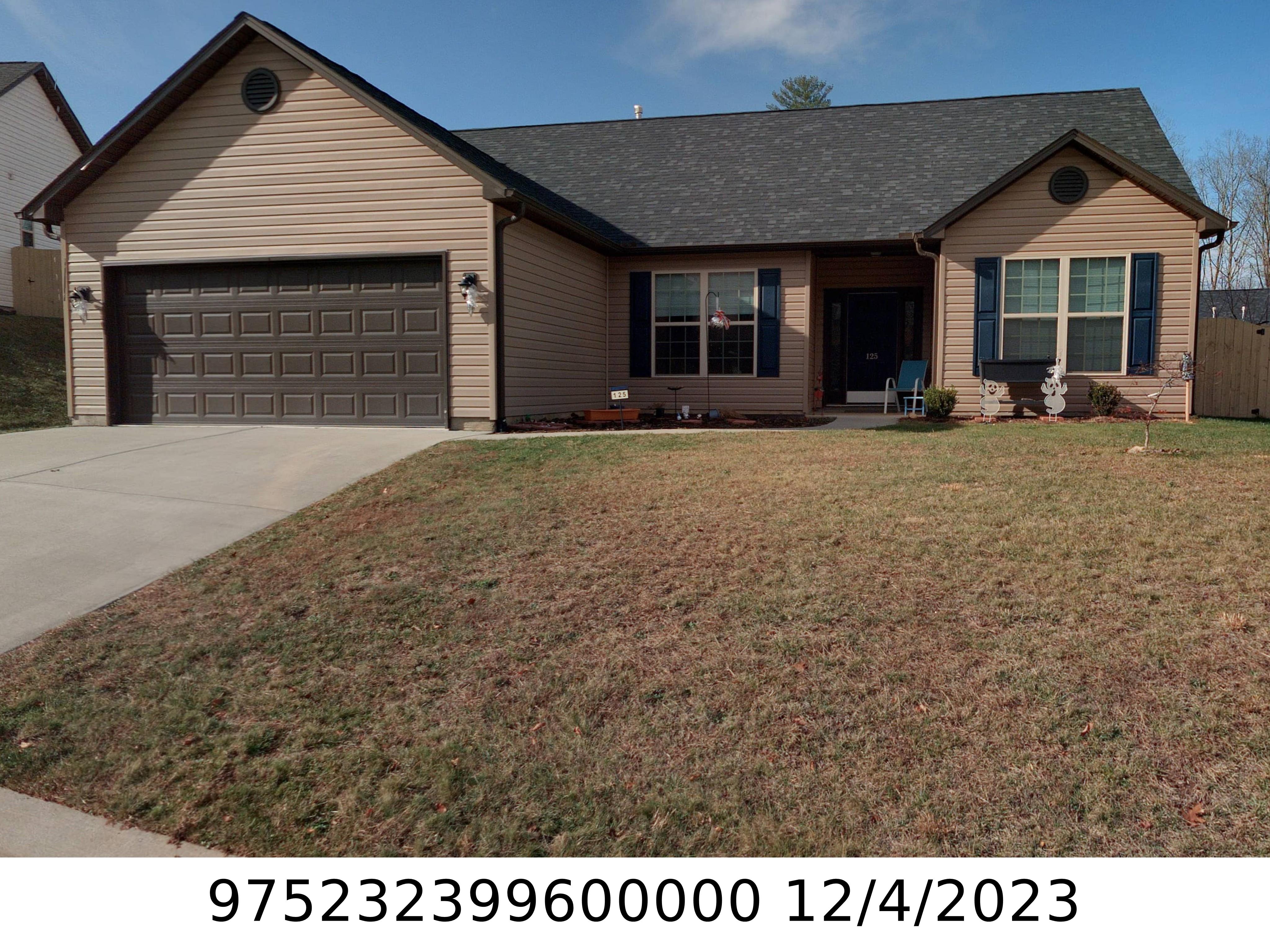 A picture of the property located at 125 WATER LEAF DR, WEAVERVILLE NC 28787.