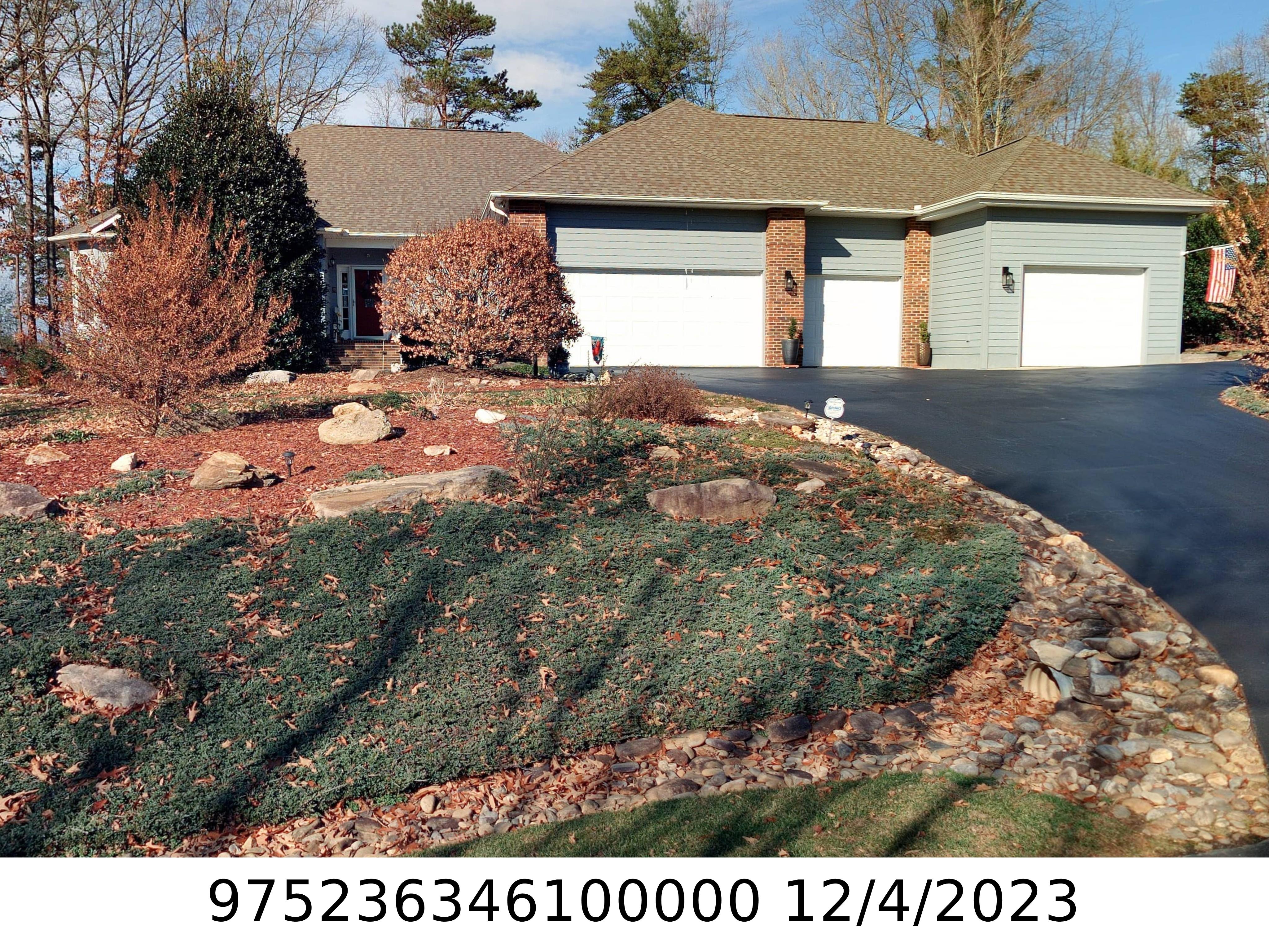 A picture of the property located at 12 FAIRWAY VIEW DR, WEAVERVILLE NC 28787.