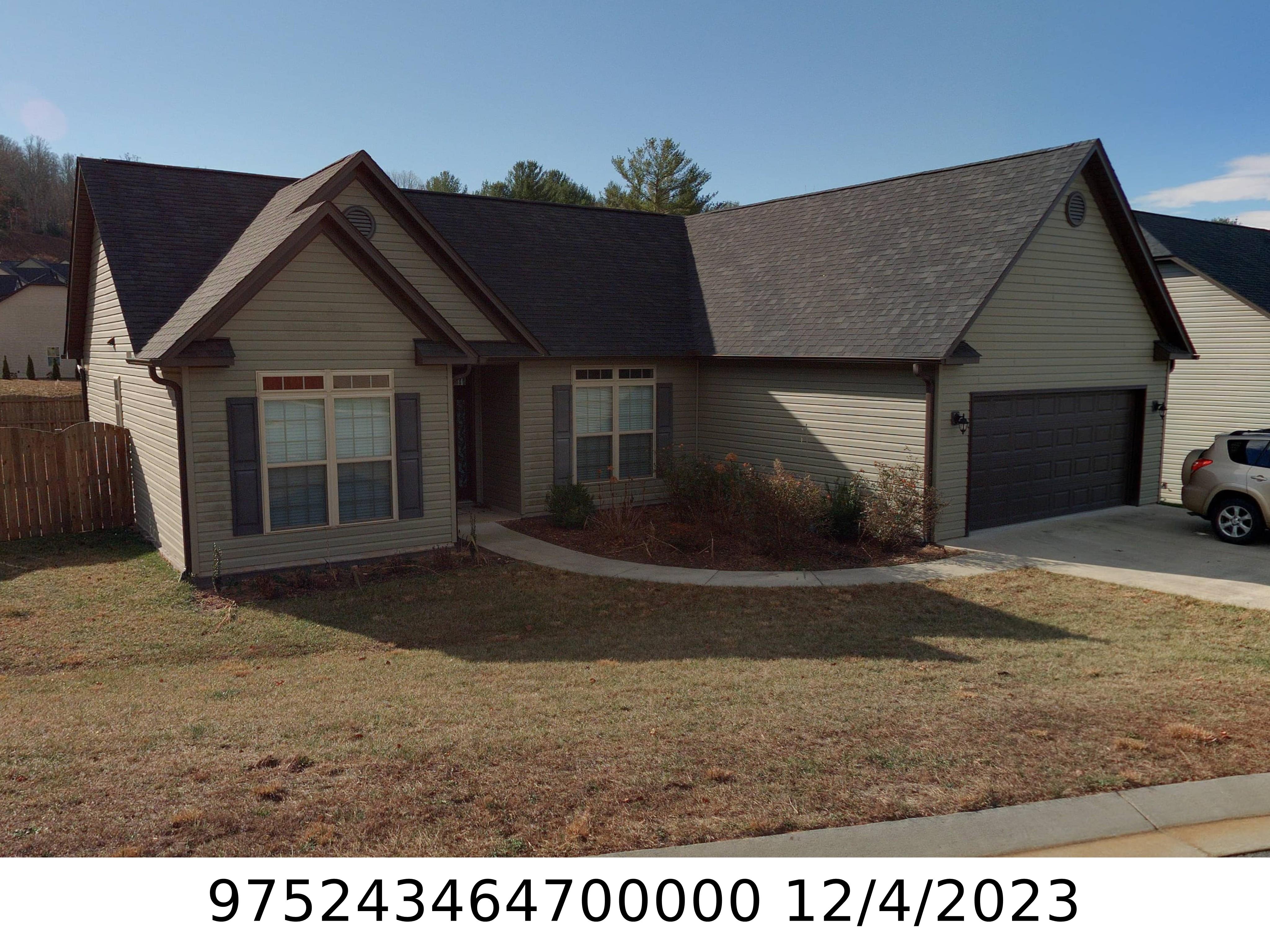 A picture of the property located at 186 WATER LEAF DR, WEAVERVILLE NC 28787.